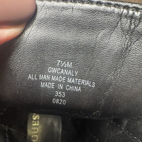 Guess combat boots with gold accents, zip on the sides size 7.5 - Picture 9 of 9